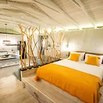 Vayas Residences - Legacy Apartamento *
