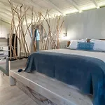 Vayas Residences - Legacy *