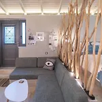 Vayas Residences - Legacy Apartamento Tríkala