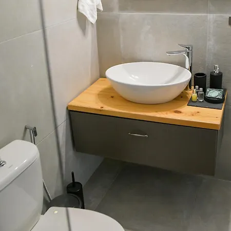 Apartment Vaya's 5km ευθεία από κέντρο τρικάλων *
