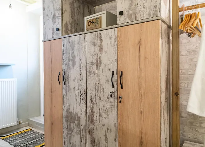 Vayas Residences - Legacy Apartment *